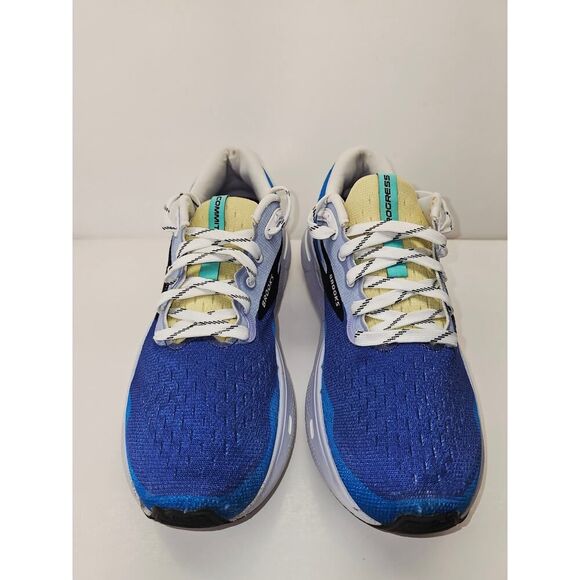 Brooks Men 9 Comfy footwear main image 8